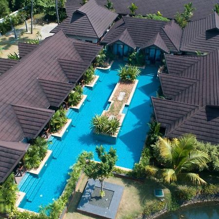 Gokulam Grand Resort&Spa, Kumarakom Bagian luar foto
