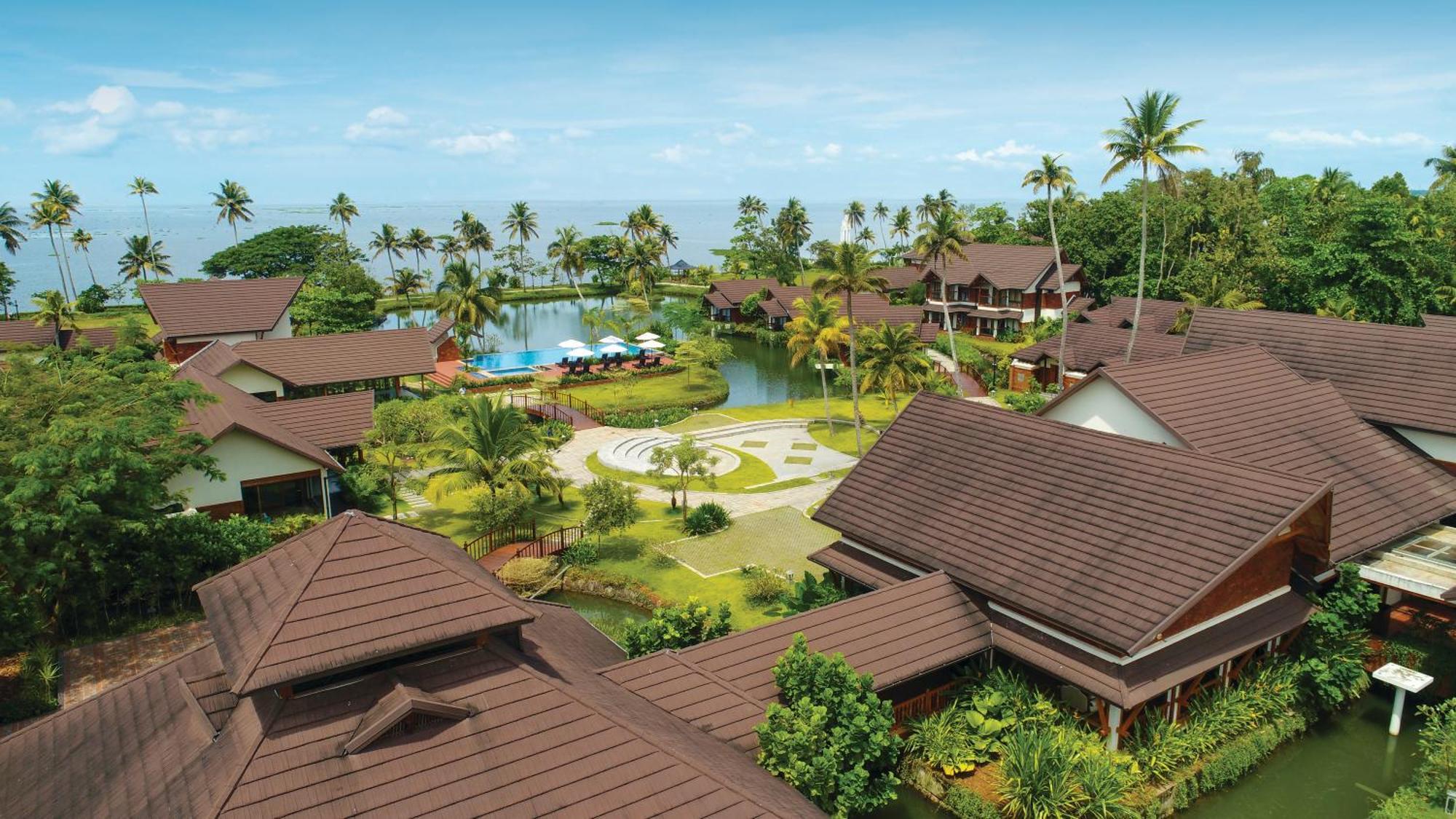 Gokulam Grand Resort&Spa, Kumarakom Bagian luar foto