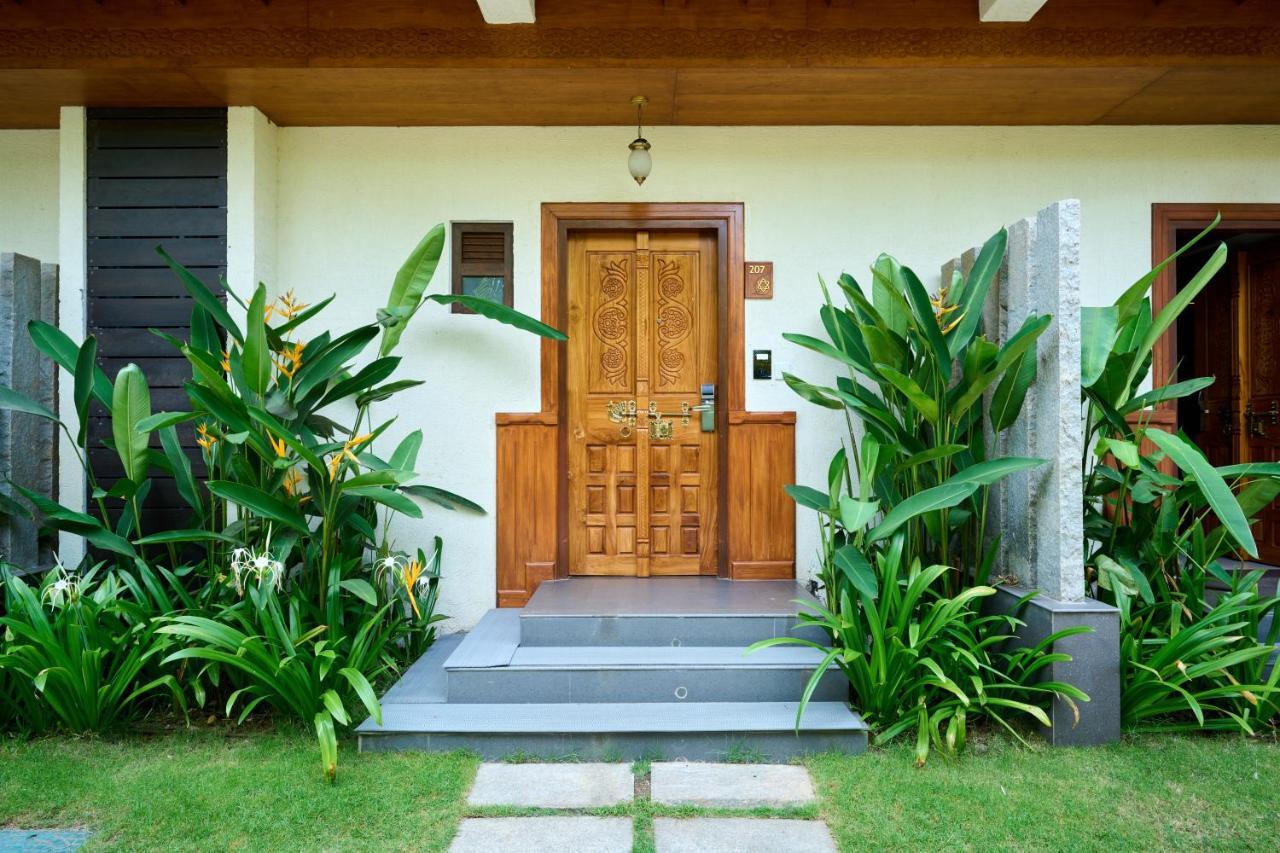 Gokulam Grand Resort&Spa, Kumarakom Bagian luar foto