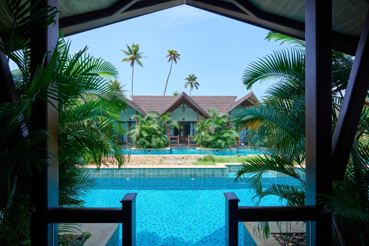Gokulam Grand Resort&Spa, Kumarakom Bagian luar foto