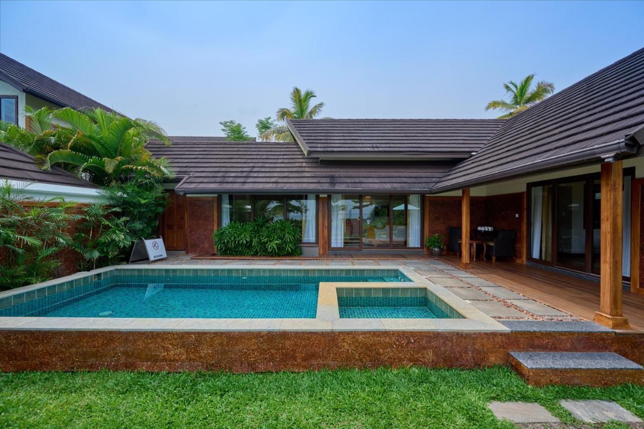Gokulam Grand Resort&Spa, Kumarakom Bagian luar foto