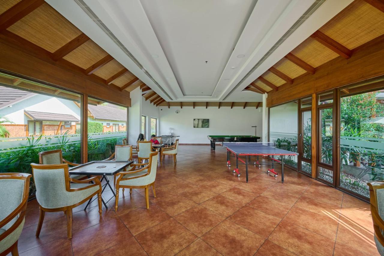 Gokulam Grand Resort&Spa, Kumarakom Bagian luar foto