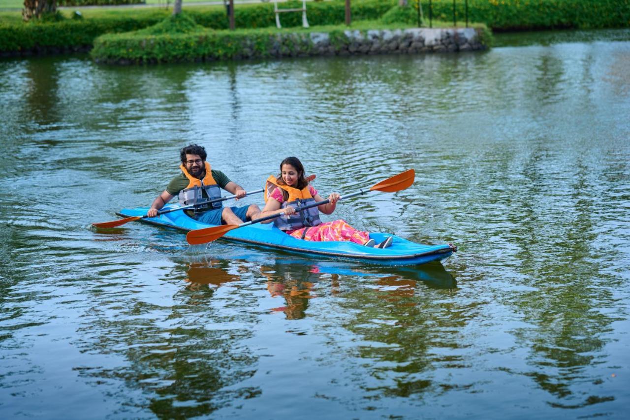 Gokulam Grand Resort&Spa, Kumarakom Bagian luar foto